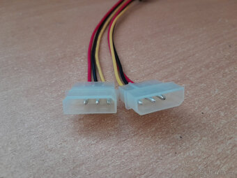 MOLEX 2x na 8 PIN REDUKCE KABEL IHNED K PRODEJI - 3