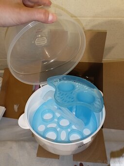 Odsávačka, lahvičky, a sterilizačka - 3