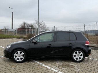 Volkswagen Golf VI • 1.4 TSI 90 kW • NOVÉ ROZVODY • 2 x pneu - 3