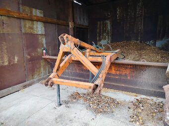 Zadní sněhová otočná traktorová radlice KS-01 - 3