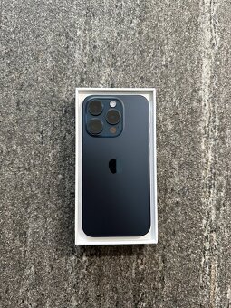 iPhone 15 Pro 128GB - KRÁSNÝ STAV - 3