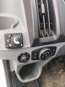 Prodám Ford transit rok 2014 obsah 2'2  92 kW - 3
