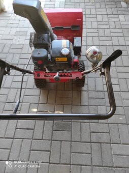 Sněžní fréza Hecht - 3