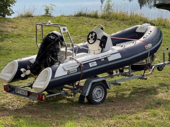 Motorový člun Rib - 3