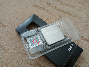CPU AMD Ryzen 2700X,sock. AM4 - 3