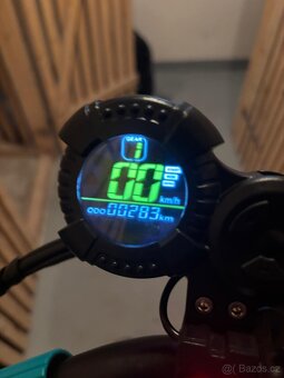 Vsett 9+ 48V, 15,6 Ah, 2x650W - 3