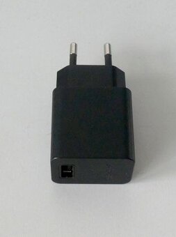 AC adaptér ASUS  - výkon 18W - 3