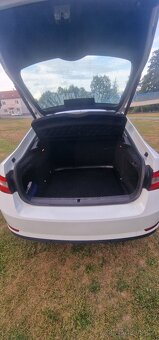 Škoda Superb 3 2.0 TDI 110.kw - 3