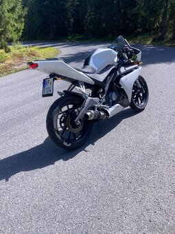 Yamaha YZF R125 - 3