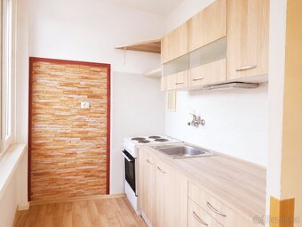 Prodej bytu 1+kk, 36 m2, Lidická, Pardubice - 3