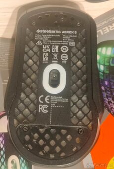 Drátová herní myš SteelSeries Aerox 5 - 3