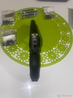 Zbraně všeho druhu. - 3