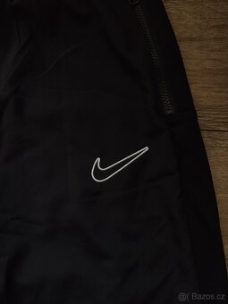 Nike nové pánské kalhoty / tepláky - vel. M - 3