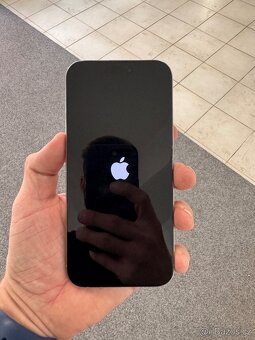 iPhone 16 Pro 256 gb - Zánovní - TOP stav - Záruka - 3