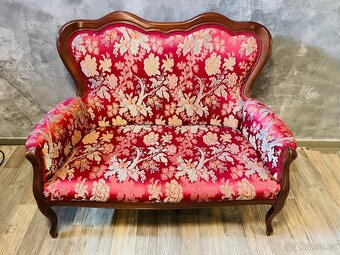 Prodám zachovalé sofa pro 2, maximálně 3 osoby - 3