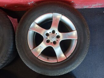 ALU disky originál Hyundai 5x114,3 R17 s letními pneu 235/65 - 3