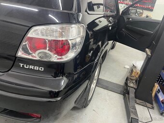 Outlander 2.0turbo 2008 - 3