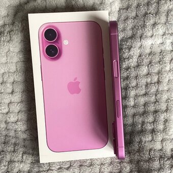 iPhone 16 128GB růžový - 3