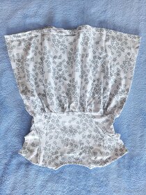 Něžné šatičky s kvítky, Lindex, vel. 80 - 3