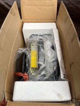 Svářečka ESAB ROUGE ES200i PRO - 3