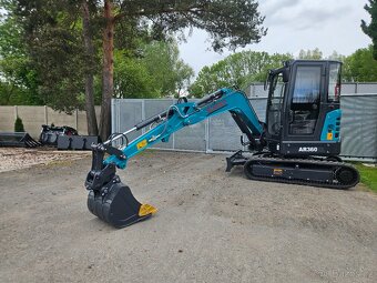 bagr AR 360, rypadlo, minibagr, motor Kubota - 3