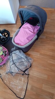 Kočárek Thule Urban Glide s výbavou - 3