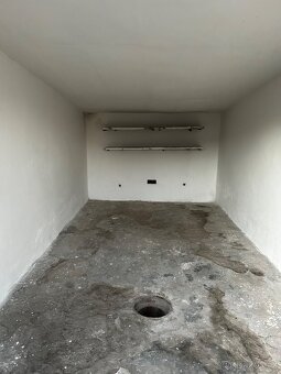 Pronajmu garáž na Pražské tř. v Českých Budějovicích - 3