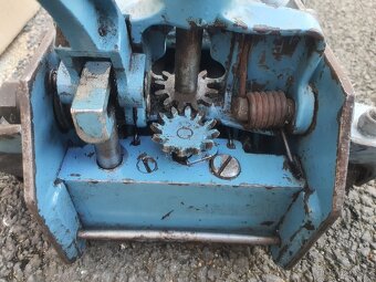 Automobilový zvedák. Profesionální - 3