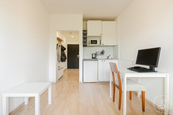 Prodej bytu 1+kk, 23 m2, Praha 5 - 3