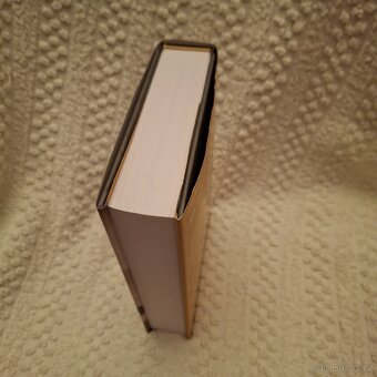 Království kniha Jo Nesbo - 3