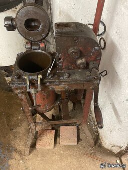 Litinová narážka - 3