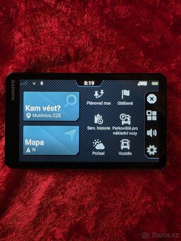 Navigace Garmin Dézl LGV720 - 3