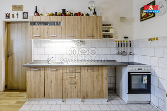 Prodej rodinného domu, 987 m², Lukavice - 3
