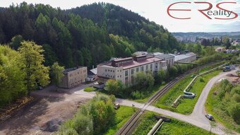 Výrobně-skladovací areál 1575 m2, Trutnov, okr. Hradec Králo - 3