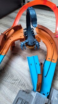 Hotwheels dráha monster truck štír - 3