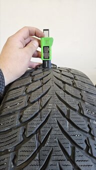 Zimní pneumatiky 225/60/18, Nokian, DOT3020 - 3