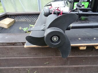 Haswing 55 lb + Haswing 20 Lb, 12V LiFePO4 baterie 12V 50 AH - 3