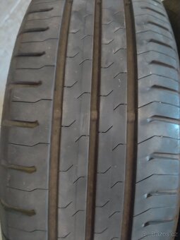 2x letní pneu 185/65 R15. Continental. - 3
