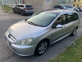 Peugeot 307 SW 2.0 HDI 7 místné. Tažné. Klima. Panorama - 3