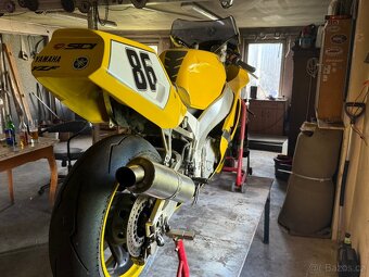 Yamaha Yzf 750 - 3