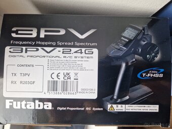 RC souprava Futaba T3PV, zánovní - 3