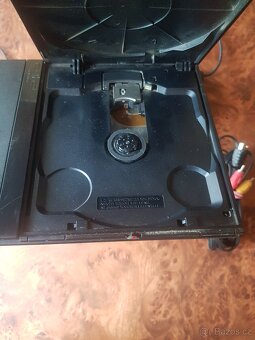 Playstation 2 slim - 3