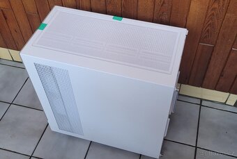 Počítačová skříň Montech XR White - 3