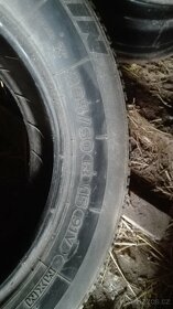 pneu 205/60/ R15 MICHELIN - 3