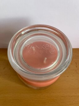 Yankee candle svíčka Capri glow 368 g - 3