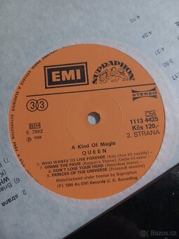 Lp deska QUEEN - A King of Magic - 3