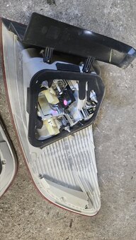 Bmw x6 e71 zadni svetla - 3