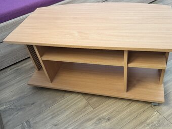 Televizní stolek - 3