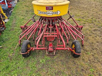 Sejačka KVERNELAND - 3