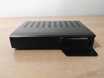 Satelitní přijímač Zircon FUNBOX - 3